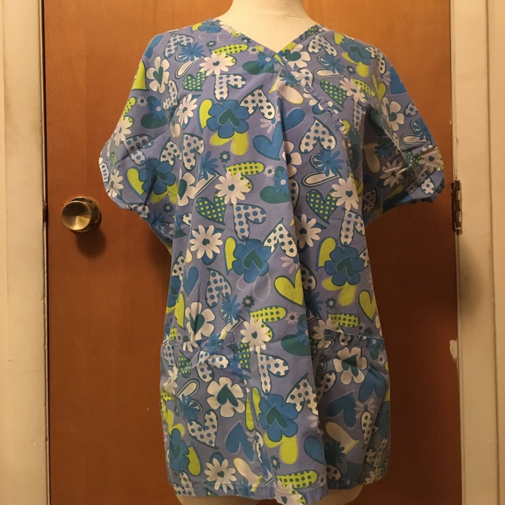 Lot of 6 Scrubs Bundle